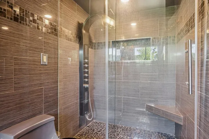 30-web-or-mls-W Nicola Rd-S1604-030