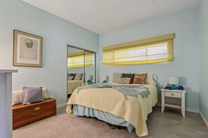 24-web-or-mls-W Nicola Rd-S1604-024