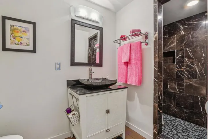 23-web-or-mls-W Nicola Rd-S1604-023