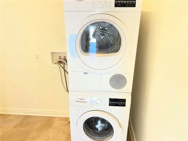 Stacked Washer/Dryer