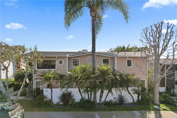 Front of property from Seaward Road