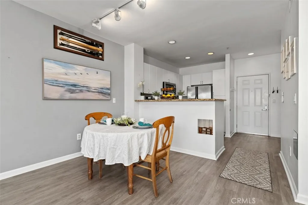 Dining area with option for counter stools