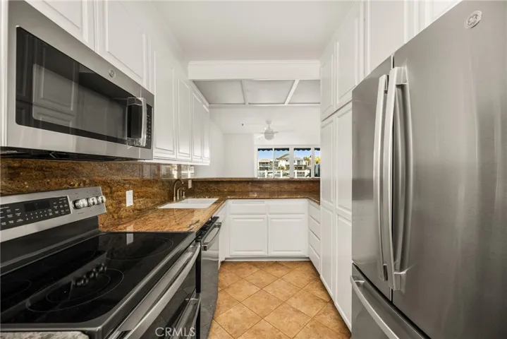3965 Aladdin Drive, Huntington Beach, California 92649
