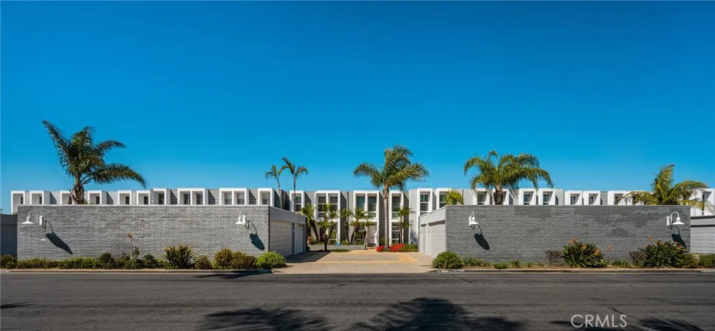 3965 Aladdin Drive, Huntington Beach, California 92649