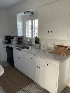 1504 Day Avenue G, San Mateo, California 94403