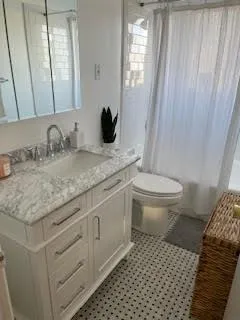 1504 Day Avenue G, San Mateo, California 94403