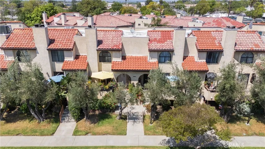 14325 Terra Bella, Panorama City, California 91402