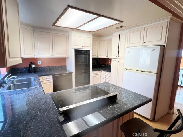 1006 Arcadia Avenue G, Arcadia, California 91007