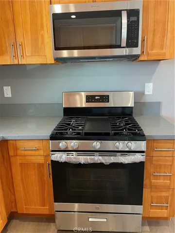 New Stove & Range/microwave