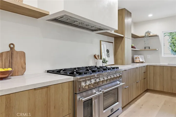 4615 El Caballero Drive, Tarzana, California 91356