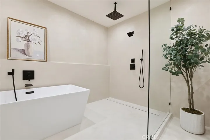 4615 El Caballero Drive, Tarzana, California 91356