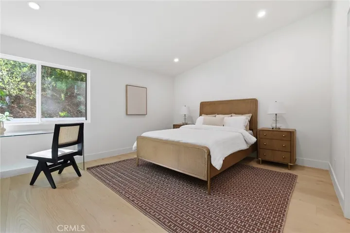 4615 El Caballero Drive, Tarzana, California 91356