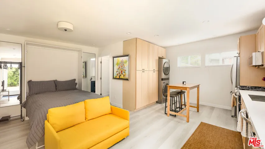 ADU - 5122 Willowcrest Ave