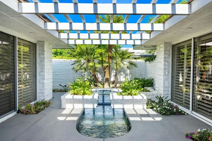Inner courtyard with water feature
