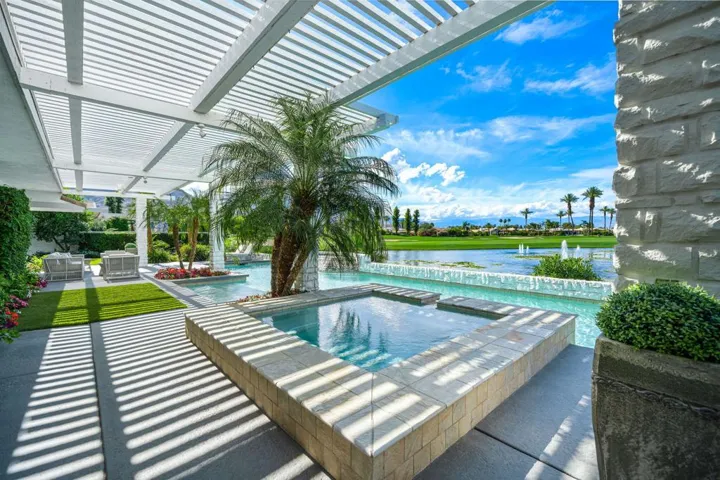 Private spa