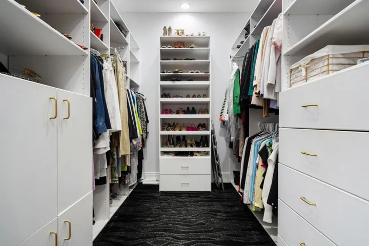 Primary Ensuite #1 closet