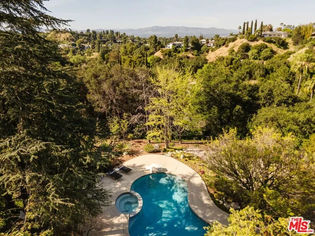 3493 Valley Meadow Road, Sherman Oaks, California 91403
