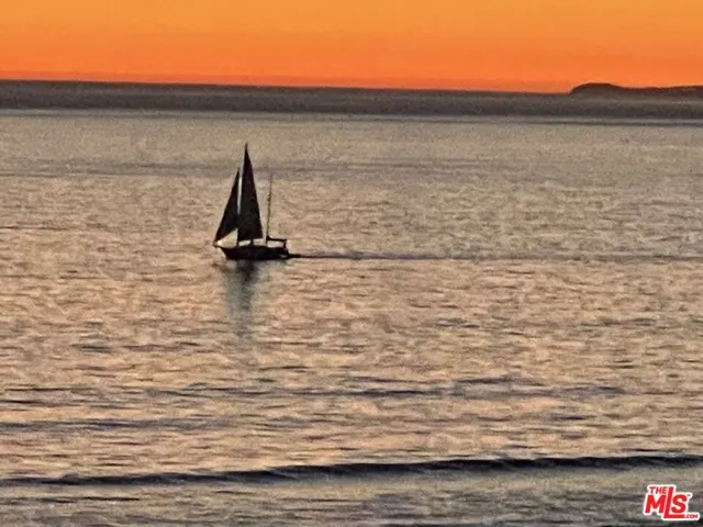 15241 Via De Las Olas, Pacific Palisades, California 90272