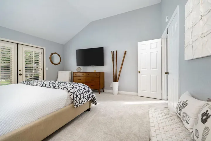 39-web-or-mls-DKCalliandra_2022_039