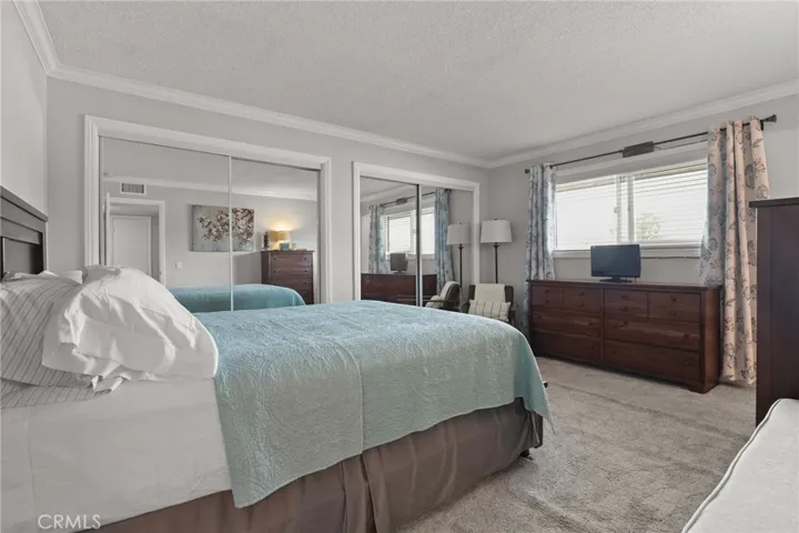 412 Burchett 17, Glendale, California 91203