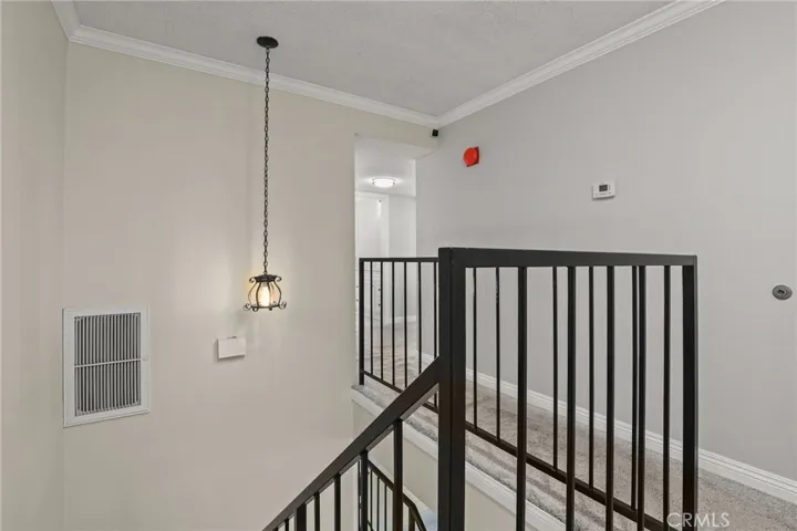 412 Burchett 17, Glendale, California 91203