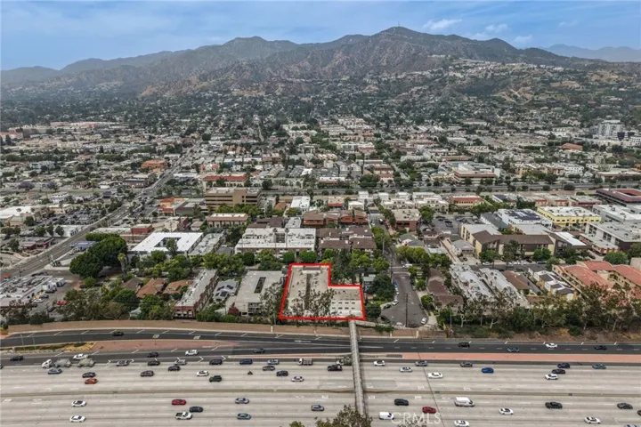 412 Burchett 17, Glendale, California 91203