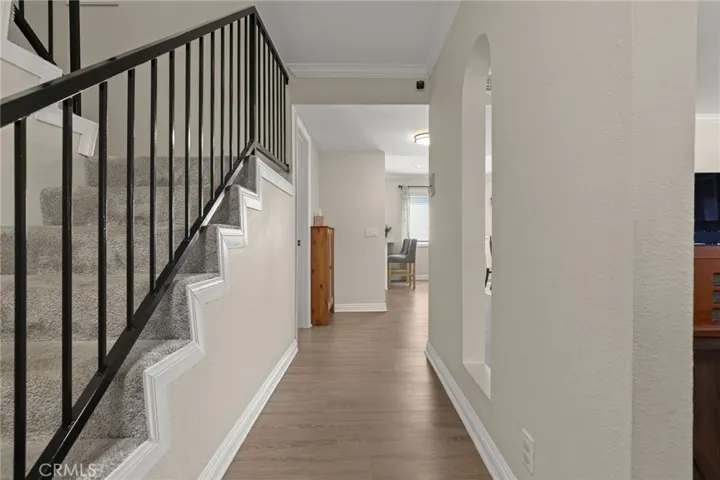 412 Burchett 17, Glendale, California 91203