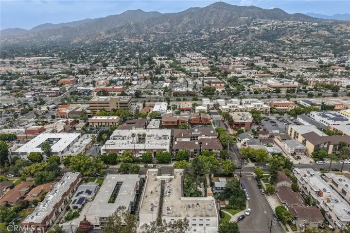 412 Burchett 17, Glendale, California 91203