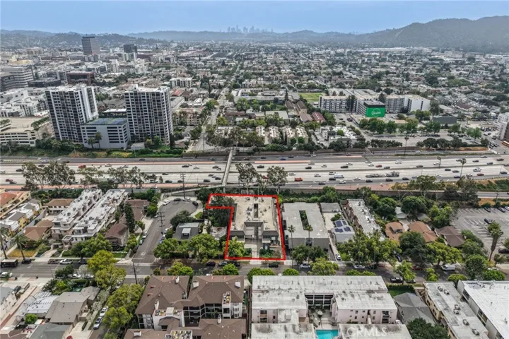 412 Burchett 17, Glendale, California 91203