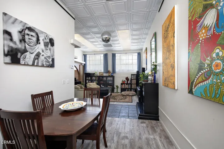 8th-lobby3