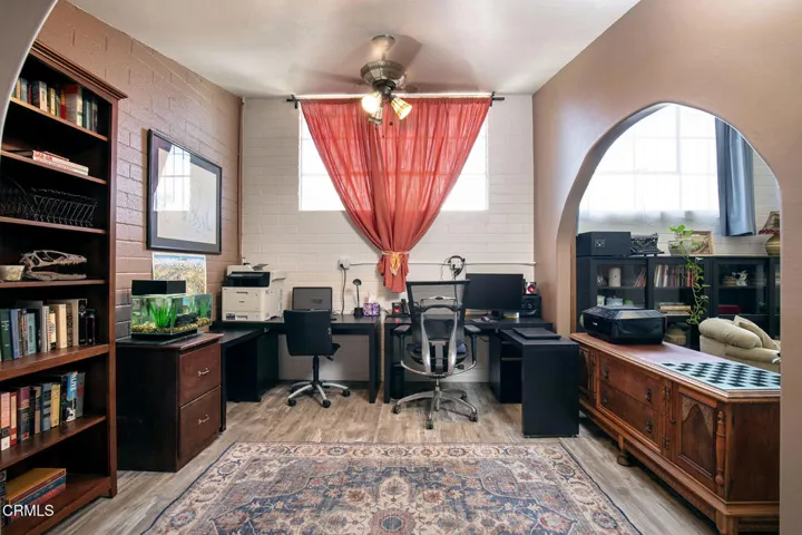 8th-2office1