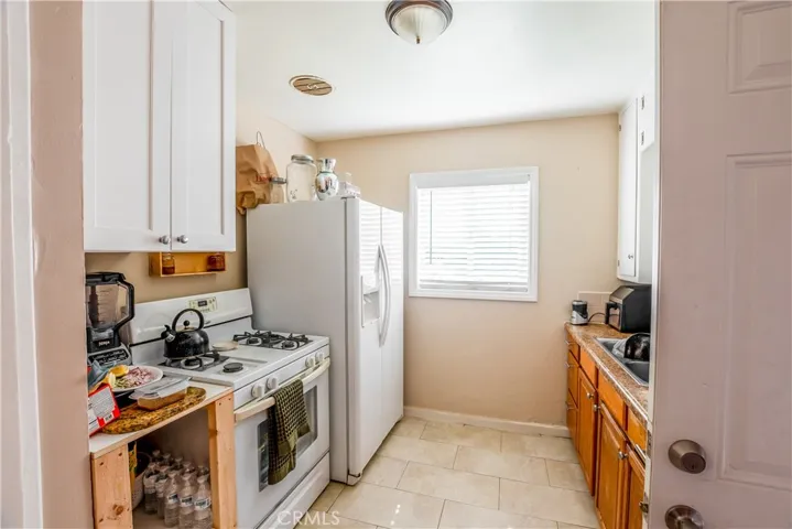 12127 216th, Hawaiian Gardens, California 90716