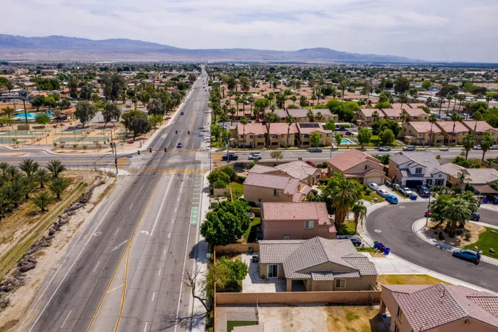 050_84576-vermouthDJI_0213-Edit