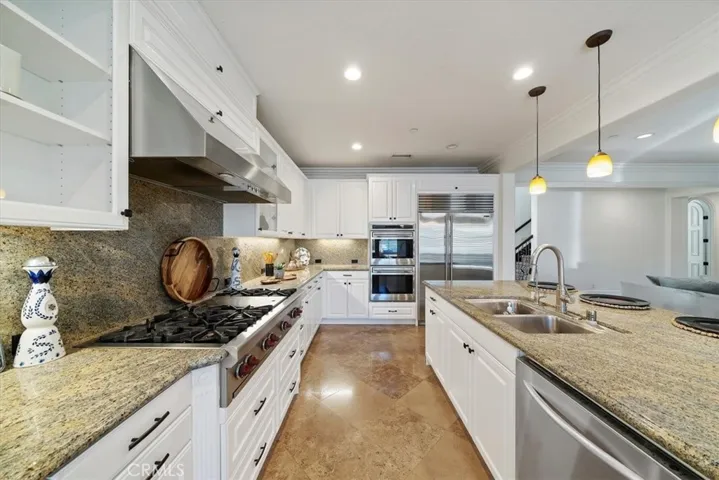 9 Waltham, Ladera Ranch, California 92694