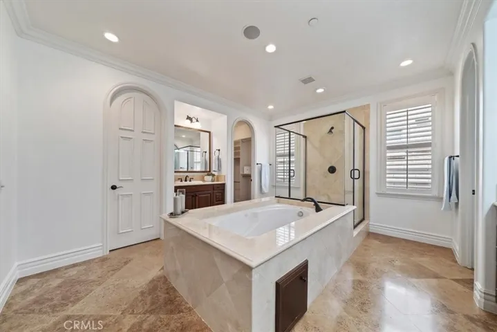 9 Waltham, Ladera Ranch, California 92694