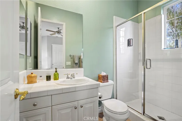 Downstairs bath en suite