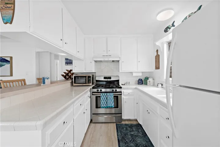 Upstairs back unit kitchen