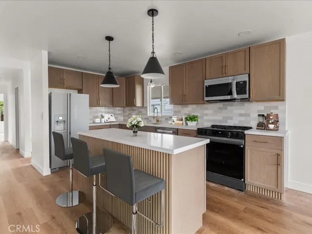 Centered kitchen/island shot