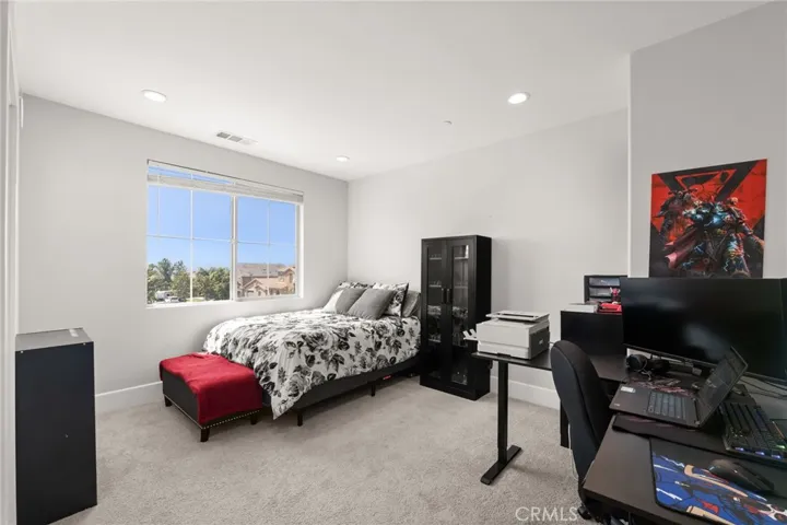 5338 Matera Lane, Fontana, California 92336