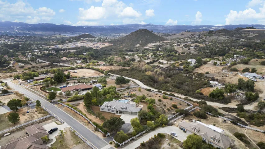 059_052_curb360_real_estate_photography_