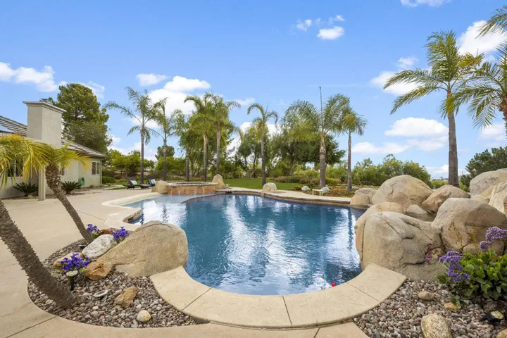 042_036_curb360_real_estate_photography_