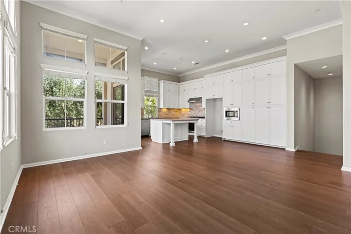 Living/Dining Room - 3