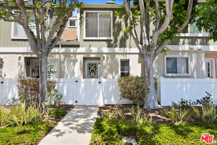 121 Abbeywood Lane, Aliso Viejo, California 92656