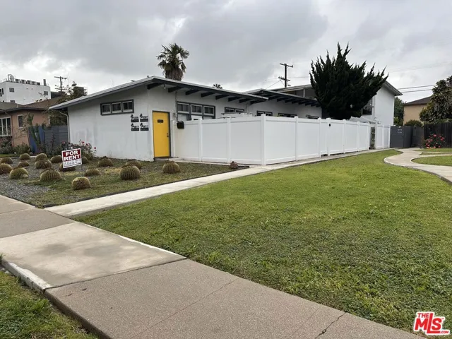 8807 Reading Avenue, Los Angeles, California 90045
