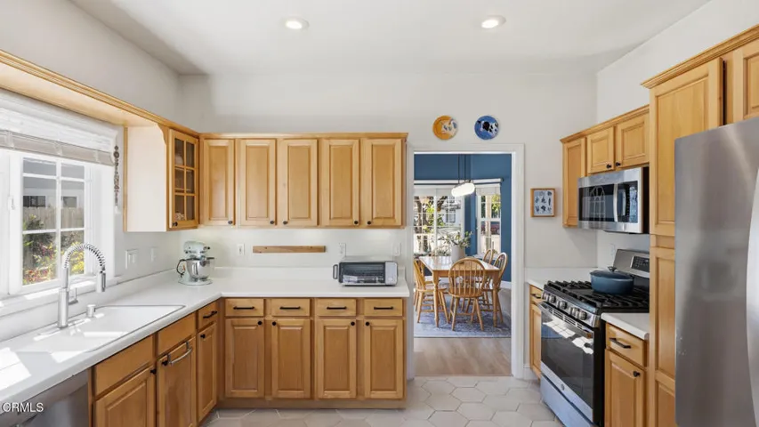 841-coiner-street-los-alamos-ca-9