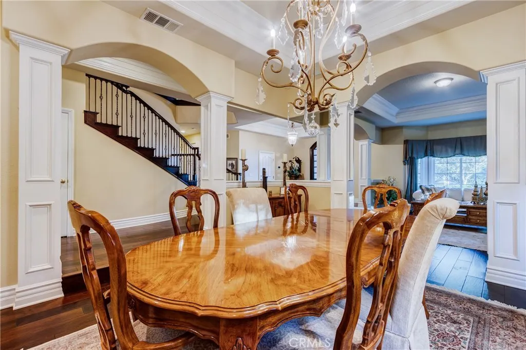 formal dining room