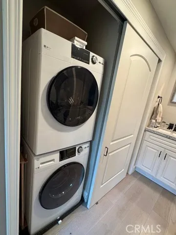 Washer & Dryer...to STAY!