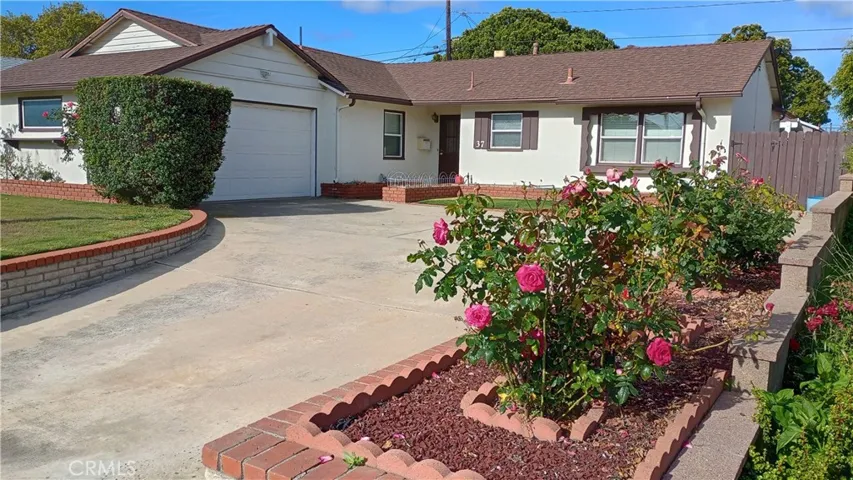 37 Hastings Avenue, Ventura, California 93003