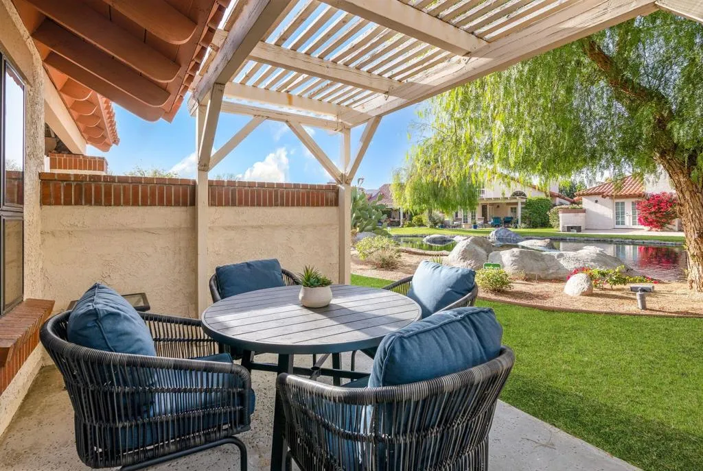 Patio 1