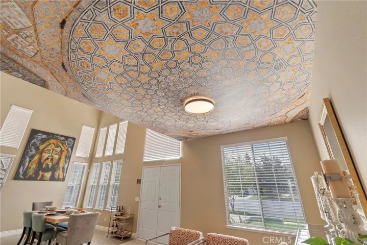 CUSTOM MODERN CEILING